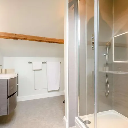 5 Bed In Carlisle 87447 בית נופש Scotby