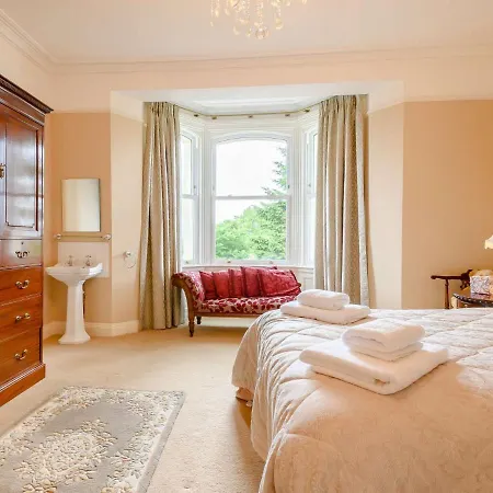 Holiday home 5 Bed In Carlisle 87447 Scotby