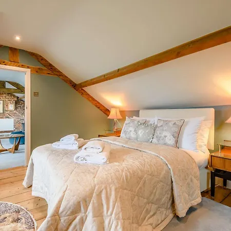 5 Bed In Carlisle 87447 *